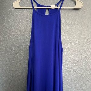 Blue Urban Episode tank top. Size Medium